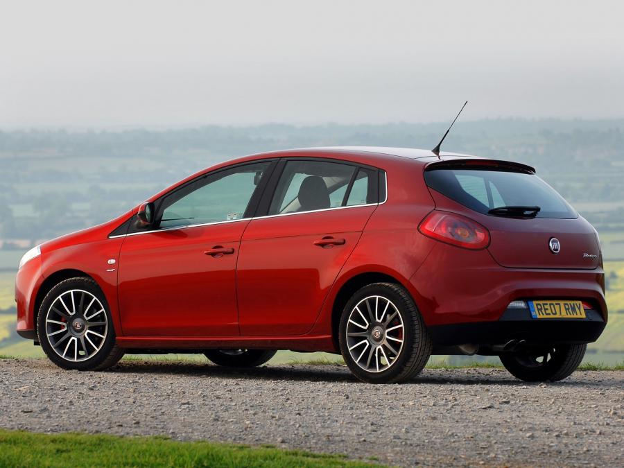  Fiat Bravo Sport 2007 года  (UK) (фото 8 из 16)